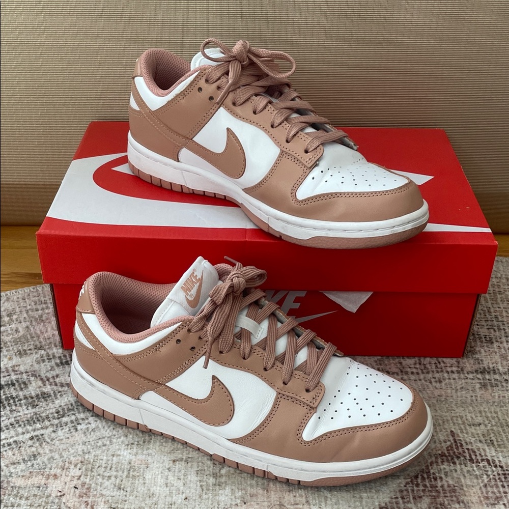 Nike Women's Dunk Low Rose Whisper size 8